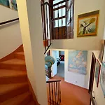 Domov Pro 8 Hostu Ve Meste Вилла