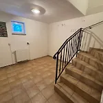 Domov Pro 8 Hostu Ve Meste * Karlovy Vary