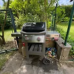Domov Pro 8 Hostu Ve Meste