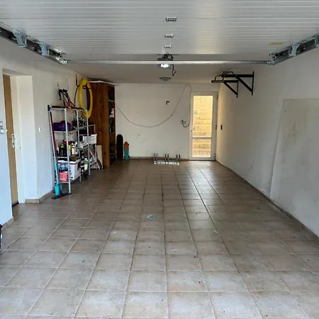 Domov Pro 8 Hostu Ve Meste Villa Karlsbad